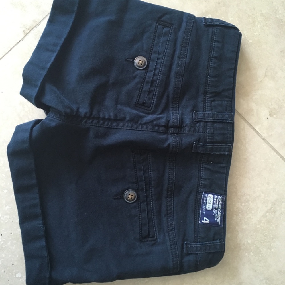 Shorts - Picture 3 of 3